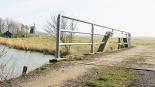 Neue Brücke auf dem Weg