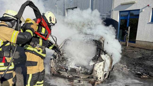 Hybrid in Flammen  