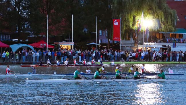 Hunderte sehen Leeraner Ruderregatta 