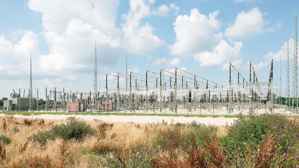 Der im Kreis Leer geplante Netzknotenpunkt mit Umspannwerk und Konverter ist ausgebremst worden.  © Foto: Tennet