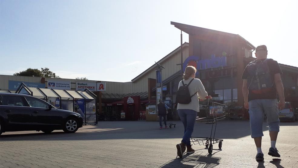 Der Combi-Markt in Bunde verfügt seit einigen Monaten über neu Kassen. Diese werden von den Kunden gut genutzt.  © Foto: Berents