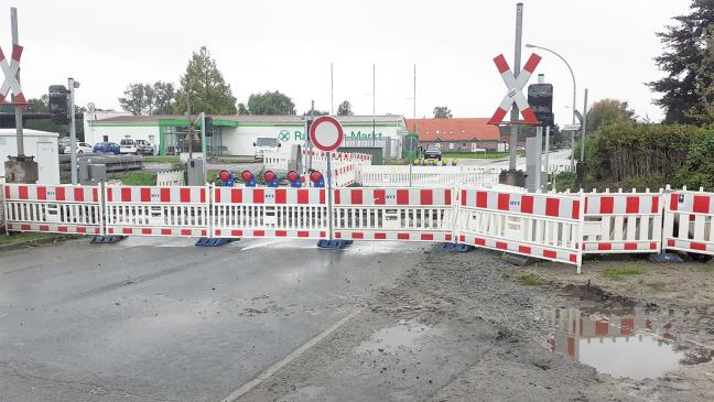 Bahnübergang unangekündigt gesperrt