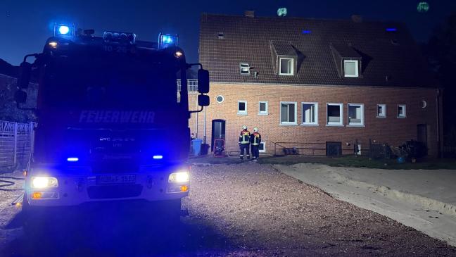 Polizei ermittelt wegen des Verdachts der Brandstiftung