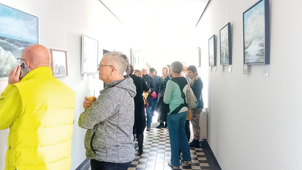 Die Werke können noch bis zum 26. November sonntags und mittwochs von 15 bis 17 Uhr im Bürgerhaus betrachtet werden.  © Janssen