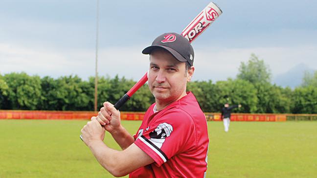 Jemgum verliert nach zwei Extra-Innings beim Vizemeister