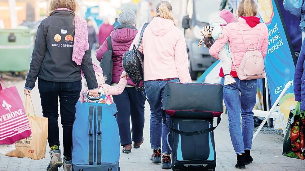 Auch die Rheiderland-Kommunen werden weitere Kriegsflüchtlinge aus der Ukraine aufnehmen.  © Foto: dpa/Seeder