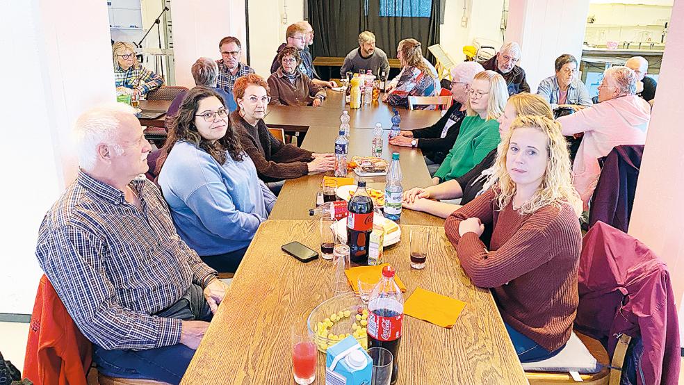 Beim Nachbarschaftstreffen gab es viel zu besprechen.  © Foto: Kuper