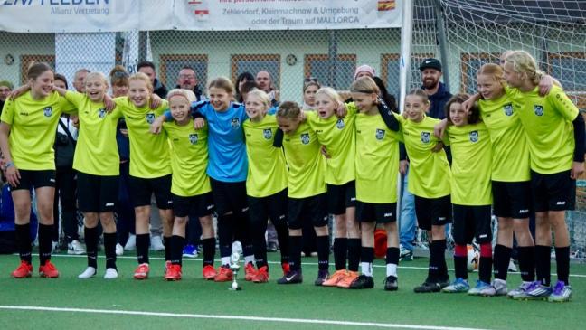 Ostfriesische Mädchen-Auswahl hält gegen Wolfsburg und Co. mit