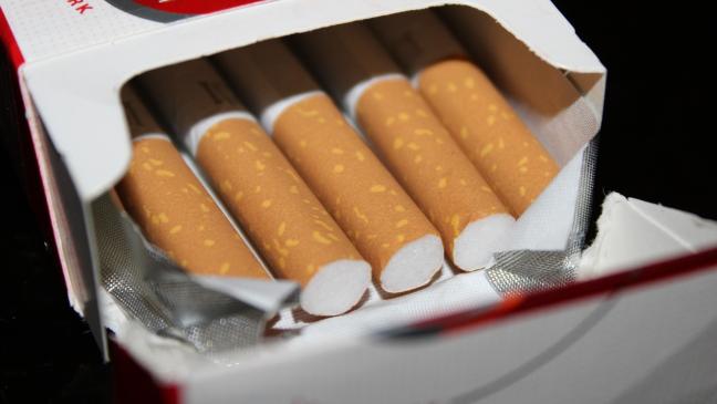 Automat aufgebrochen und Zigaretten entwendet