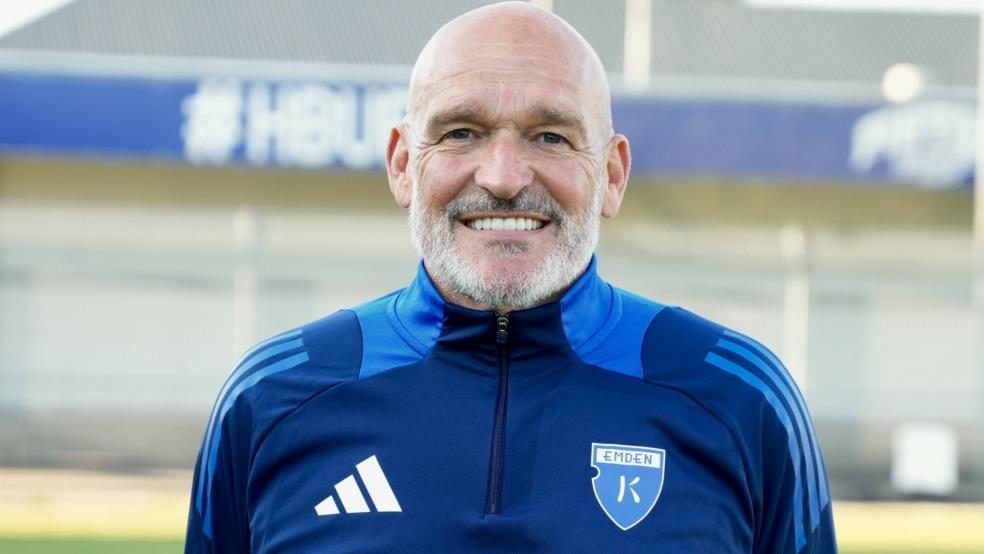 Trainer Stefan Emmerling sah bei seinem Comeback eine gute Leistung seiner Elf in Oldenburg. © Mennenga
