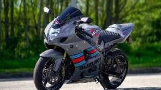 Einbrecher stiehlt Motorrad aus Schuppen
