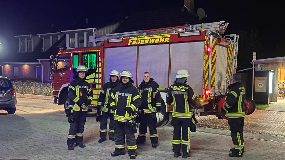 Bei Ankunft der Feuerwehr war die Evakuierung fast vollständig abgeschlossen. © Foto: Thomas Weege (Feuerwehr Norden)