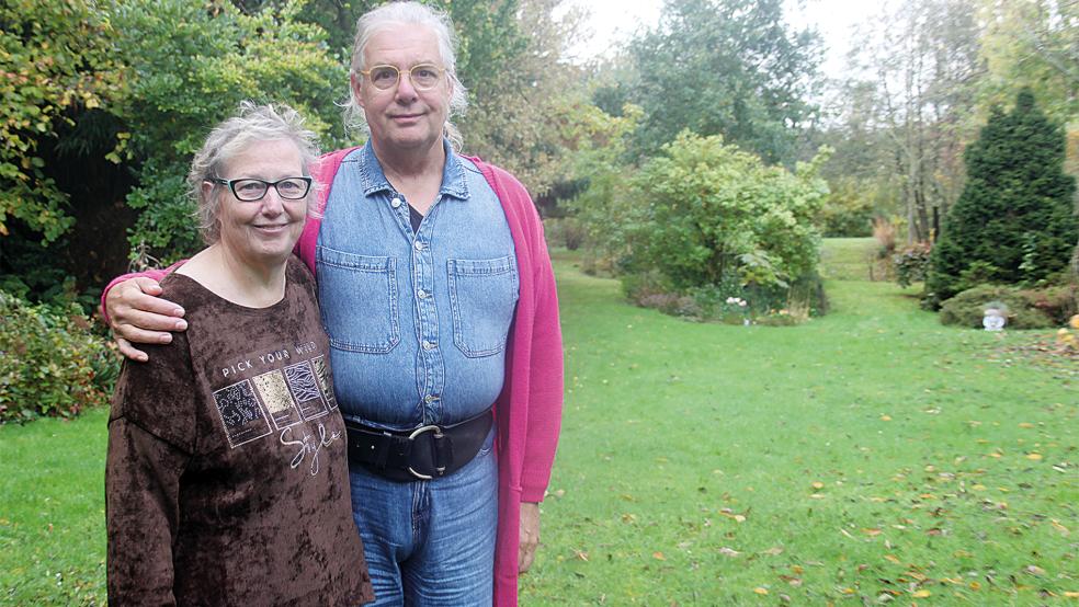 Wietske Ebeltjes und Egbert Anema haben ihren rund 9.500 Quadratmeter großen Garten in ein vielfältiges Naturparadies verwandelt. © Busemann