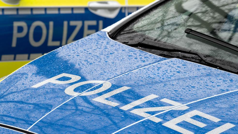 Der durch die Vollsperrung entstandene Rückstau betrug zwischenzeitlich mehrere Kilometer, so die Polizei. © Symbolfoto: Stache (dpa)
