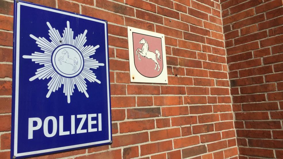 Nach mehreren Sachbeschädigungen an Autos in Leer ermittelt die Polizei. © Hanken (Archiv)