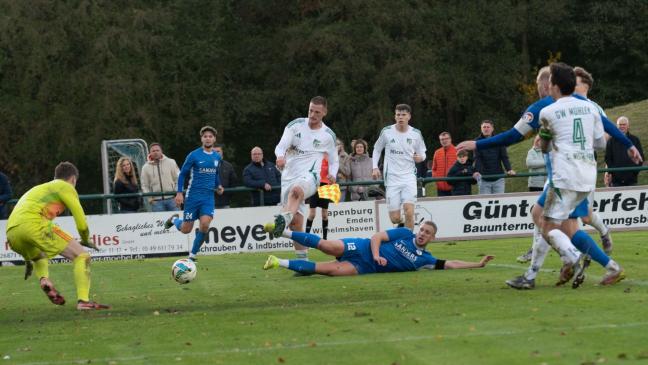 Papenburg bleibt durch spätes Tor oben