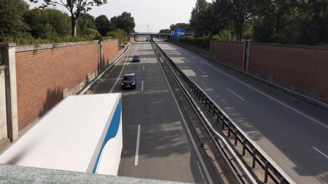 Hauptfahrstreifen auf A 31 gesperrt