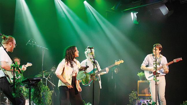 »Larifari« in Leer