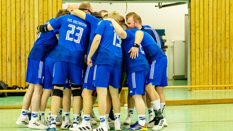 In Papenburg erwartet die TuS-Handballer ein unangenehmer Gegner. Die Holthuser müssen eine geschlossene Mannschaftsleistung abrufen.  © Archivfoto: Jungeblut