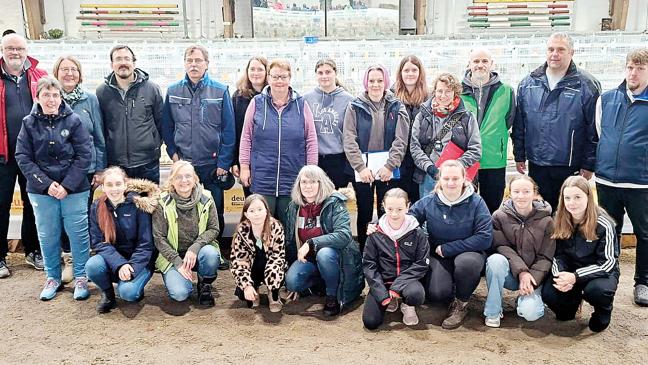 Zwei Meistertitel für Pauline Sauer beim Kanin-Hop