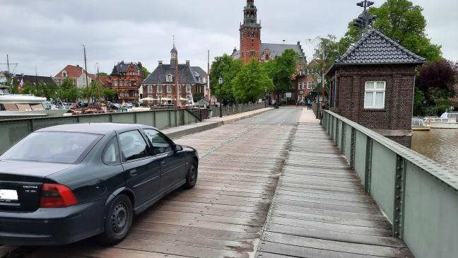 Rathausbrücke kann nicht für Schiffe und Boote geöffnet werden