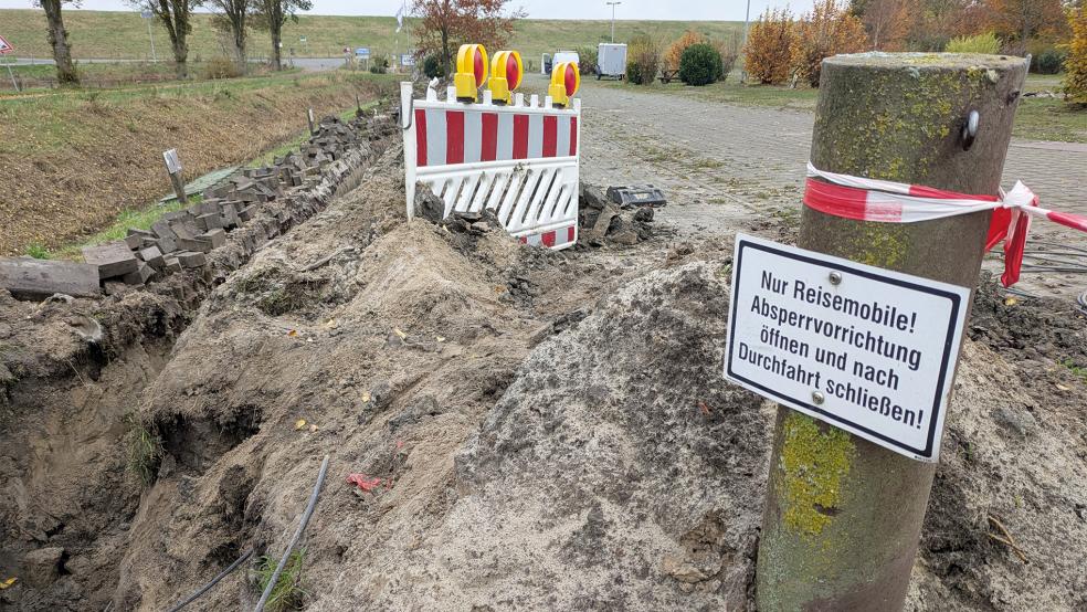 Auch die komplette Verkabelung des Reisemobil-Stellplatzes in Ditzum lässt die Gemeinde Jemgum aktuell erneuern.  © Foto: Szyska