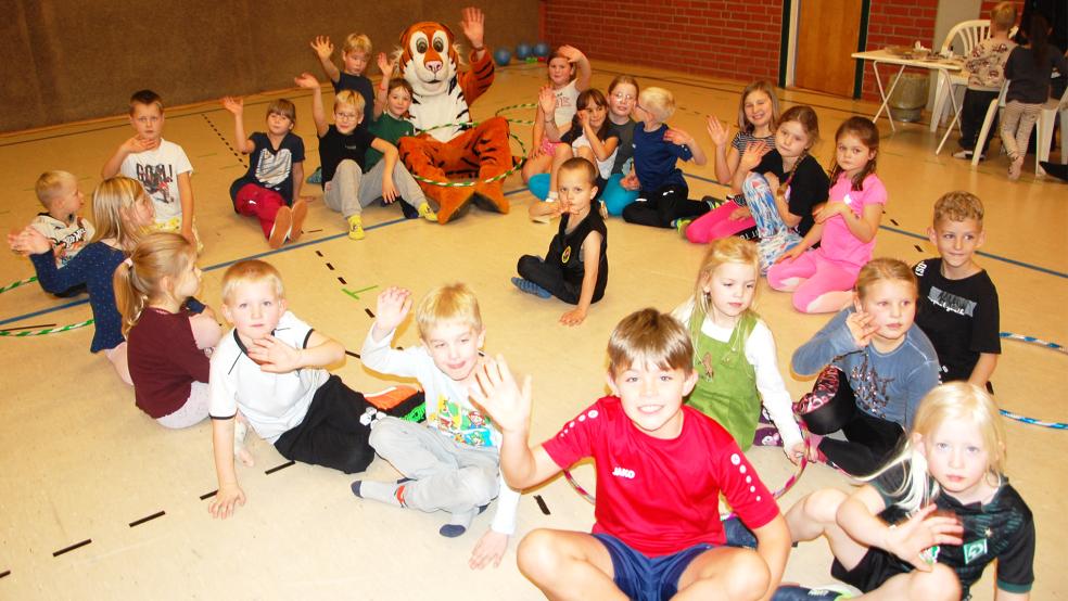 Der Besuch des Turntigers kam bei den Kindern gut an.  © Foto: privat