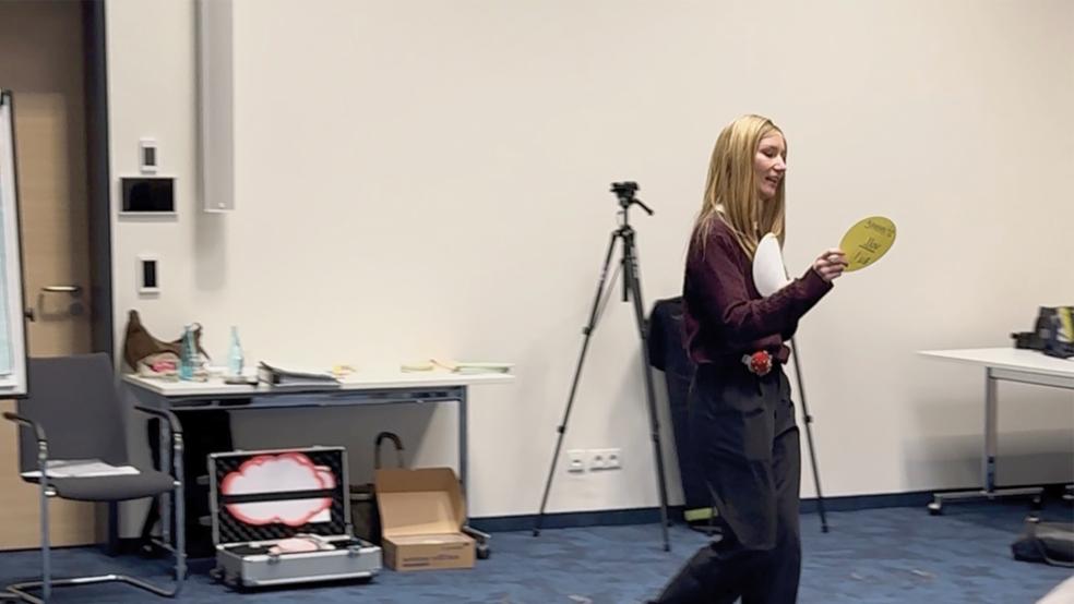 Geleitet wurde der Tag von Alicia Meyer, Projektkoordinatorin der Initiative Kinderfreundliche Kommune.  © Foto: Stadt Papenburg