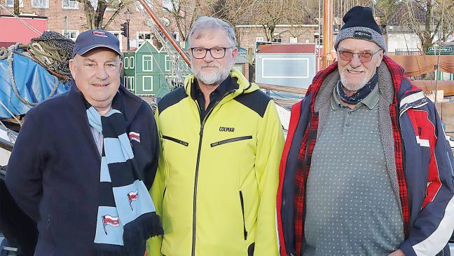 Wo echte Esel und Schafe Krippe mit Leben füllen