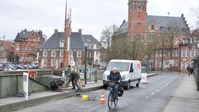 Rathausbrücke länger für Schiffe und Boote gesperrt