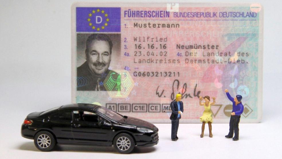 Bei einer Verkehrskontrolle in Leer konnte ein Autofahrer lediglich eine digitale Fotokopie einer Fahrerlaubnis vorlegen - dabei handelte sich laut Polizei um eine Fälschung. © Symbolfoto: Pixabay