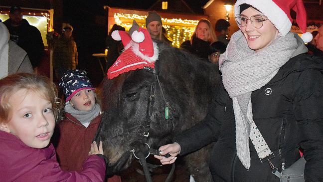 Großer Andrang auf dem Marktplatz