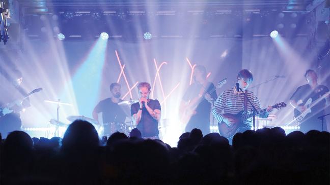 800 Besucher feiern »Raum27« im Zollhaus