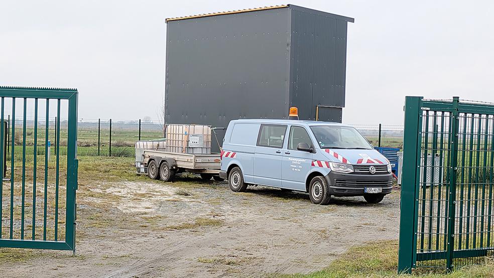 Die provisorische Anlage für Tests zur Trinkwasseraufbereitung steht an der Hammrichstraße in Wymeer.  © Foto: Szyska