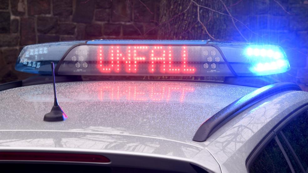 Die Polizei sucht nach einer Unfallflucht Zeugen. © dpa