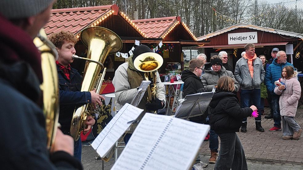 Der Posaunenchor gestaltete den musikalischen Rahmen. © Foto: Wolters