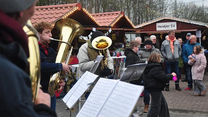 Die Kinder hatten ihren Spaß beim Weihnachtsmarkt auf der Heide