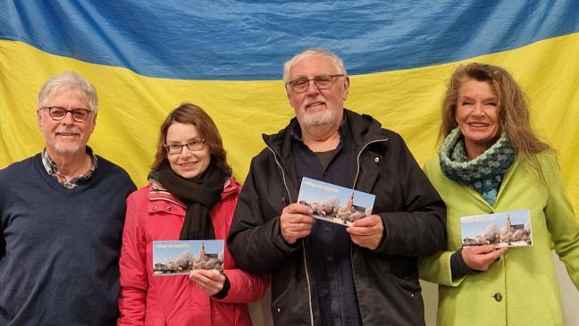 Geschenke für 250 Kinder im Krieg