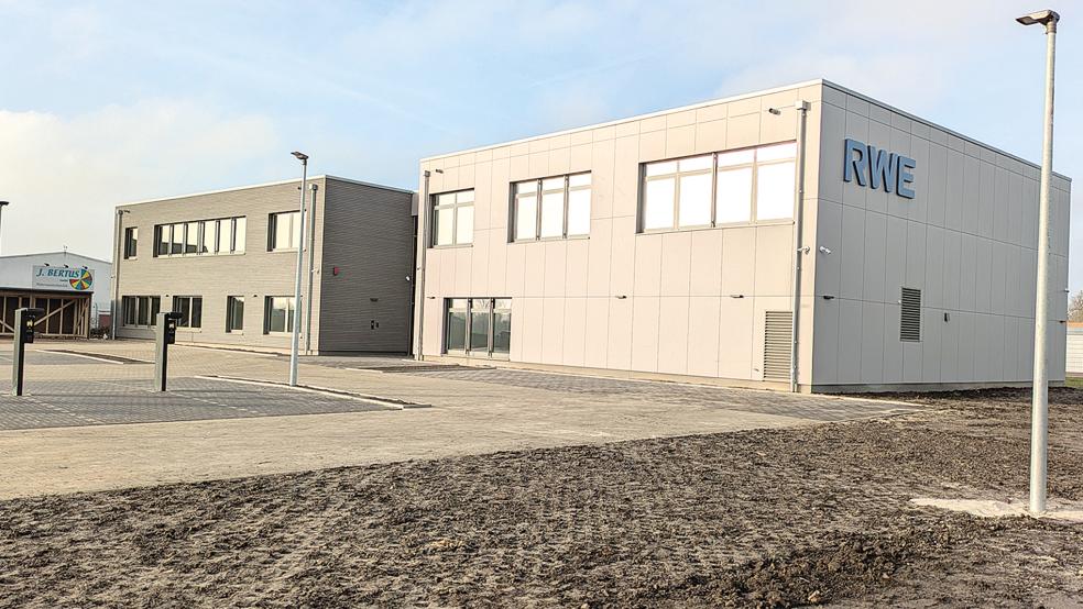 Im neuen Kontrollzentrum der RWE Offshore Wind GmbH in Holtgaste läuft die Innenausstattung.  © Foto: Szyska