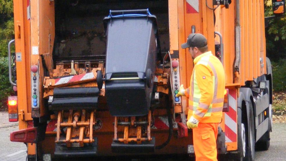 Die Entleerung der blauen Altpapier-Tonnen erfolgt regulär nach dem Abfuhrkalender. © Archivfoto: Szyska