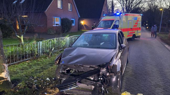 An Heiligabend mit Baum kollidiert