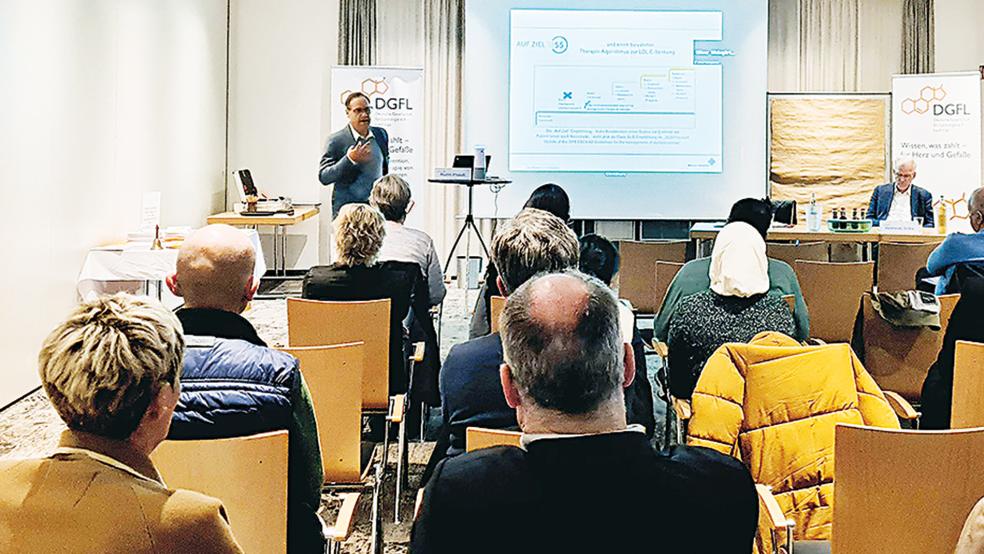 Eine Fortbildungsveranstaltung in Papenburg bildete den Auftakt der Kampagne in Papenburg und Umgebung. Dabei wurden niedergelassene Fachärzte, Hausärzte sowie Mediziner aus Kliniken im Emsland über die Kampagne informiert und in die Versorgung mit einbezogen.  © Foto: privat