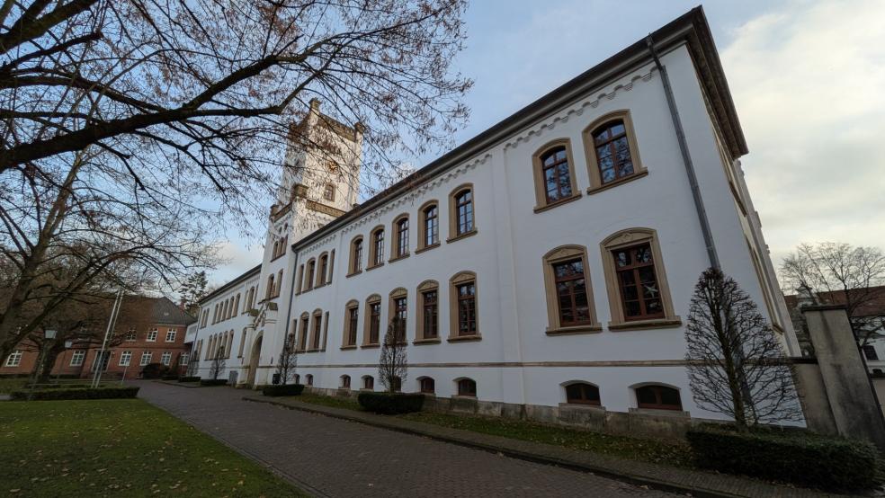 Am Landgericht in Aurich muss sich ein 60-jähriger Leeraner wegen sexuellen Belästigungen und Beleidigung verantworten. © Foto: Szyska