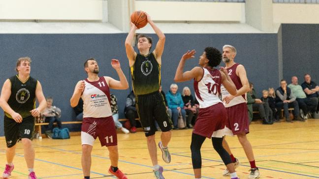 Weener unterliegt knapp gegen TVO II