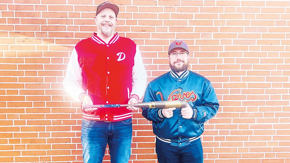 Jens Flink (links), Coach der Jemgum Dykereeves, und Malte Grewe, sein Pendant bei den Wilhelmshaven Waves, packen in der kommenden Saison gemeinsam an.  © Foto: privat