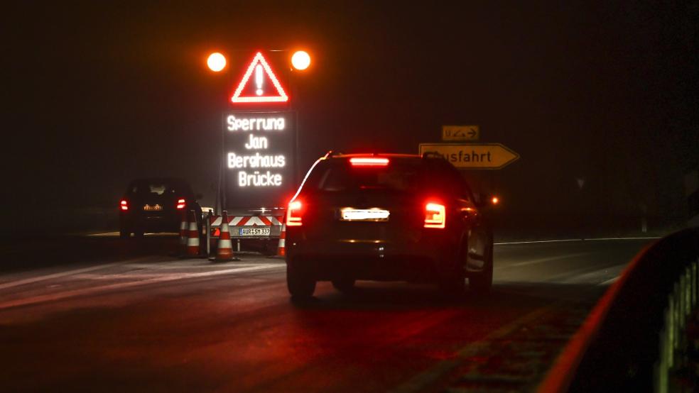 Die Jann-Berghaus-Brücke zwischen Bingum und Leerort wird erneut aufgrund eines Warnstreiks gesperrt, diesmal an zwei Tagen. © Symbolfoto: Penning (dpa)