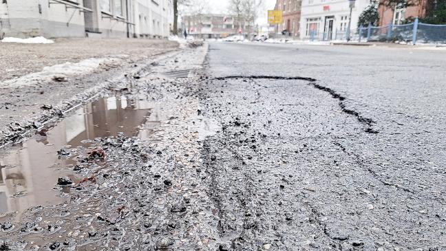 Winterschäden an Straßen im Rheiderland