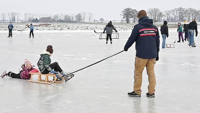 Eislauf-Freuden bei klirrender Kälte