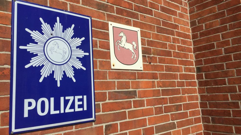 Die Polizei zog einen Mann und eine Frau ohne Führerschein aus dem Verkehr. © Foto: Hanken