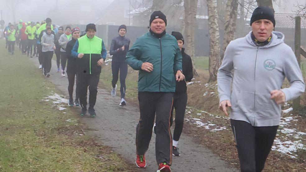 Die Laufstrecke in Holthusen wurde von Schnee und Eis befreit, so dass die 93 Teilnehmer sicher laufen konnten. © Ammermann
